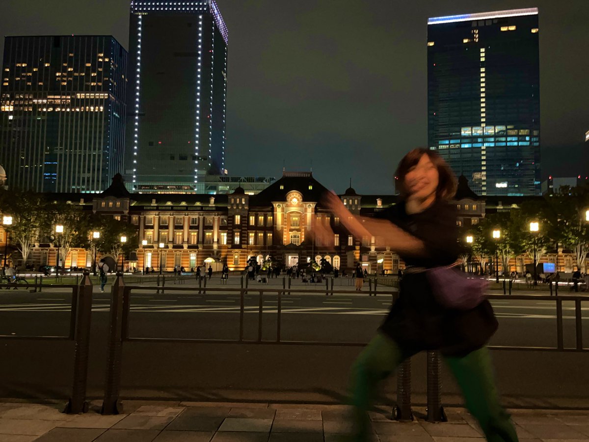 実はお仕事を辞めまして!
最近はお芝居に向き合って、勉強する日々です。
自由になって大はしゃぎする武信がこちら💁‍♀️
最近カメラの前で大人しくできないのが悩みです。