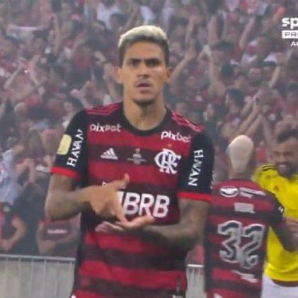 ManoelRomantic2's tweet photo. A comemoração do Pedro foi em libras e queria dizer: “Sou tricolor de coração, sou do clube e tantas vezes campeão”.

🥰🙏🏽🇭🇺 https://t.co/ZRr2aF61fM