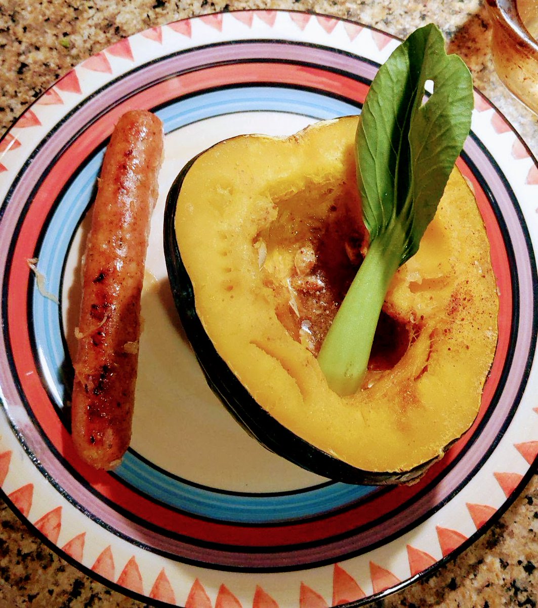 art_artlee's tweet photo. #NJ "Tonite'sDinner" #butternutsquash roasted w/#brownsugar #cinnamon #nutmeg #groundginger+chicken #andouillesausage+#leftover #sauerkraut+#gardensalad #gastronomia #fooddesign #relajado #vida #homecook #collageart #representationalart #foodart #mindfulness #creativeprocess https://t.co/B2WwGHIYxS