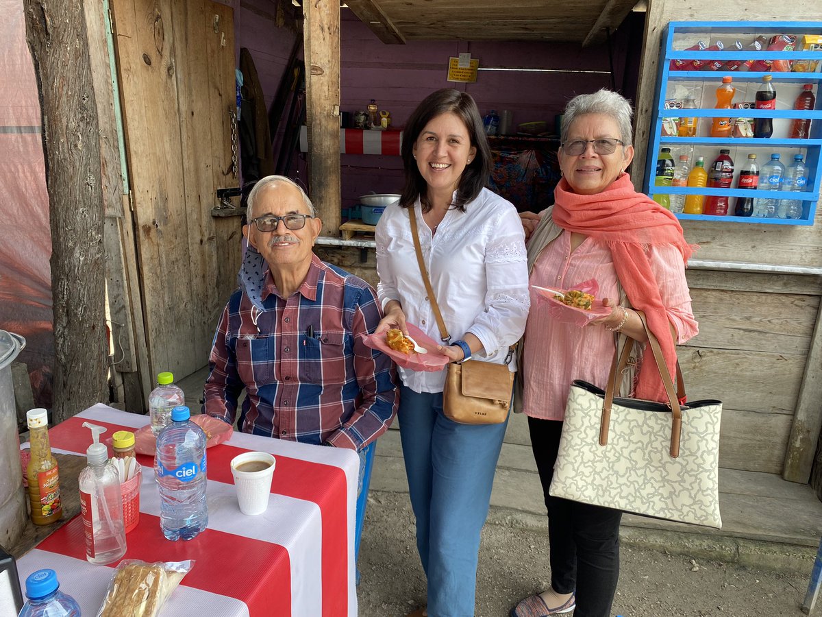 Que mejor forma de acompañar un delicioso tamal de chipilin con champurrado <a href="/Chiapas/">Chiapas</a> que una inspiradora e informativa plática con los expertos de #maicesnativos, diversidad y usos Dra. Gricelda Vázquez <a href="/inifap/">INIFAP</a> y Dr. Rafael Ortega-Pazca <a href="/UACHMx/">UACH</a>