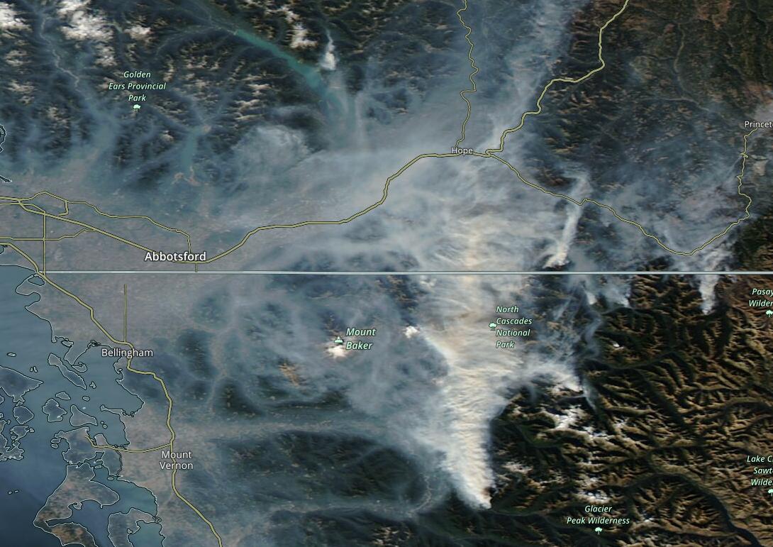 firebobbc's tweet photo. 1/ Some thoughts on the late season fires in coastal BC and Washington State. Not a large area burned in these fires - none are "mega-fires". But yet these fires are still quite damaging in their effects. https://t.co/PfU1qv419T