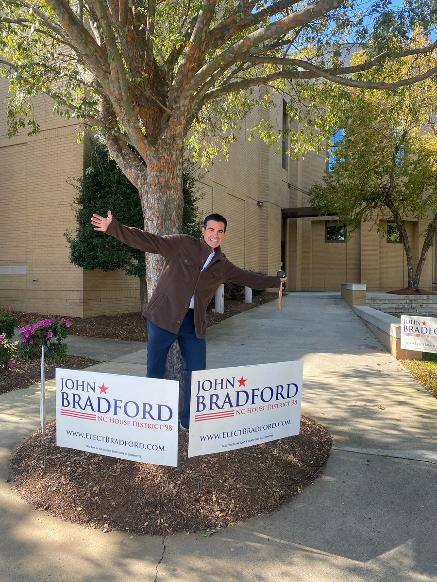 JohnRayBradford's tweet photo. Early voting starts tomorrow, 10/20, and ends on 11/05.  There are 17 consecutive days to early vote. Election Day is Tuesday, 11/08.  Cornelius Town Hall and the North County Library in Huntersville are early voting locations in North Mecklenburg. https://t.co/S1vAfshz4o