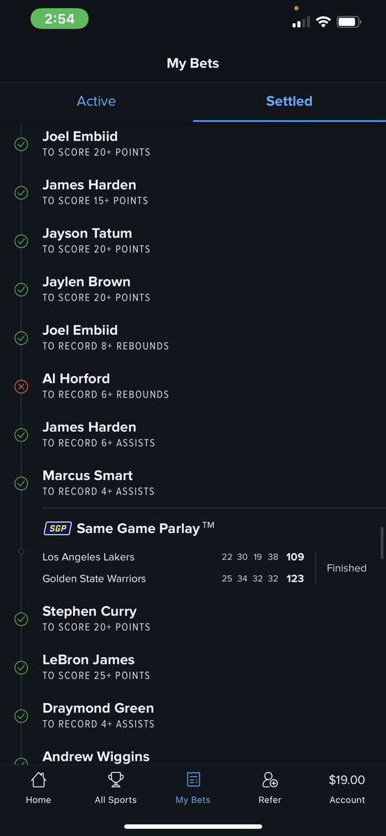 Finest315's tweet photo. @Al_Horford  damn bro…. I really needed this bad I had so much hope on you to be able to grab that 6th rebound in the 4th quarter… 14 leg parlay for 4 thousand popped! What are the chances…..????!!! I hit everything easily and you blew it first game of the season….. fuckk bro https://t.co/z5ASwaMrrZ