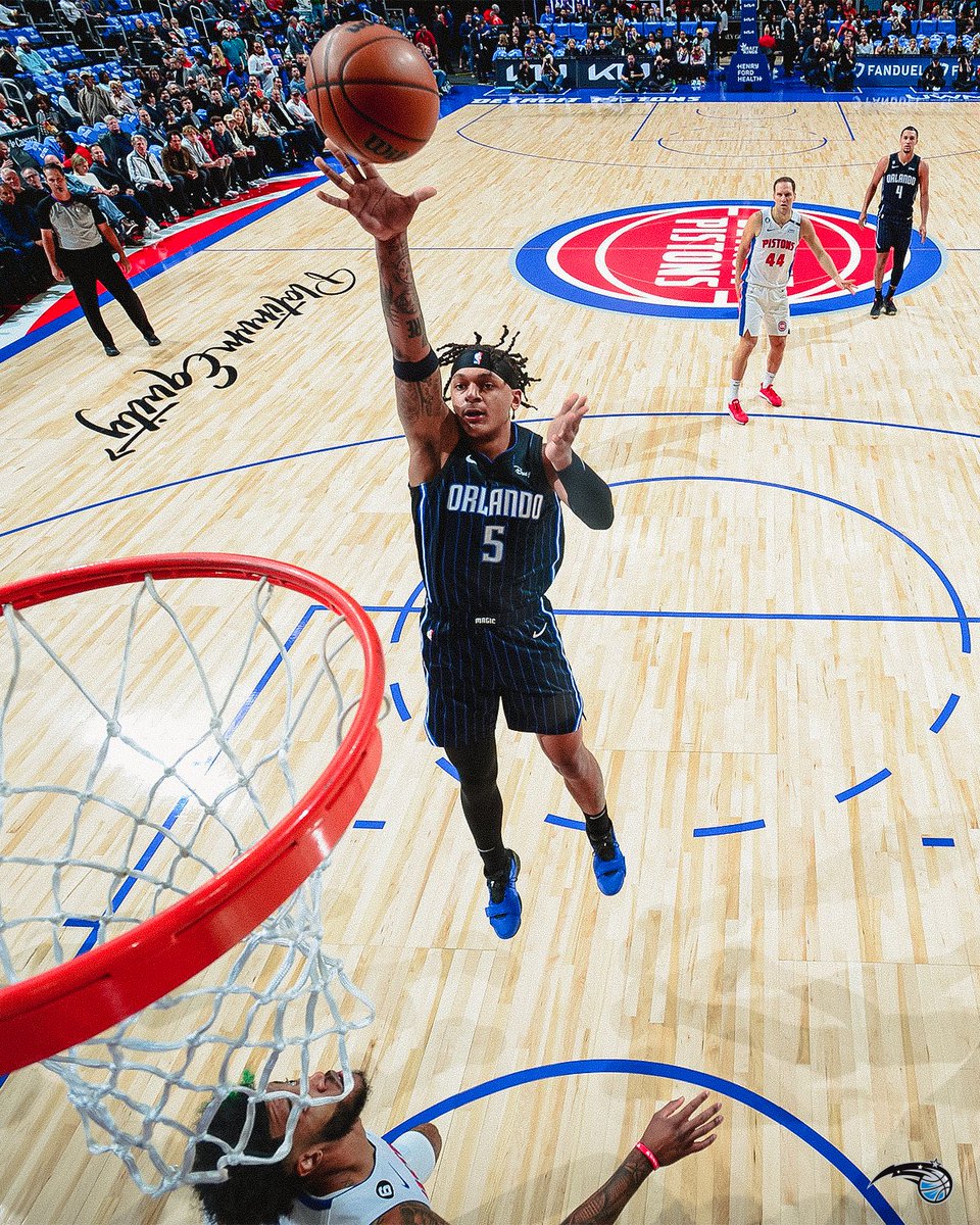 Paolo Banchero tonight:

27 PTS* 
9 REB
5 AST 
2 BLK
11-18 FG

*most points by a #1 pick in their <a href="/NBA/">NBA</a> debut since LeBron James (25)