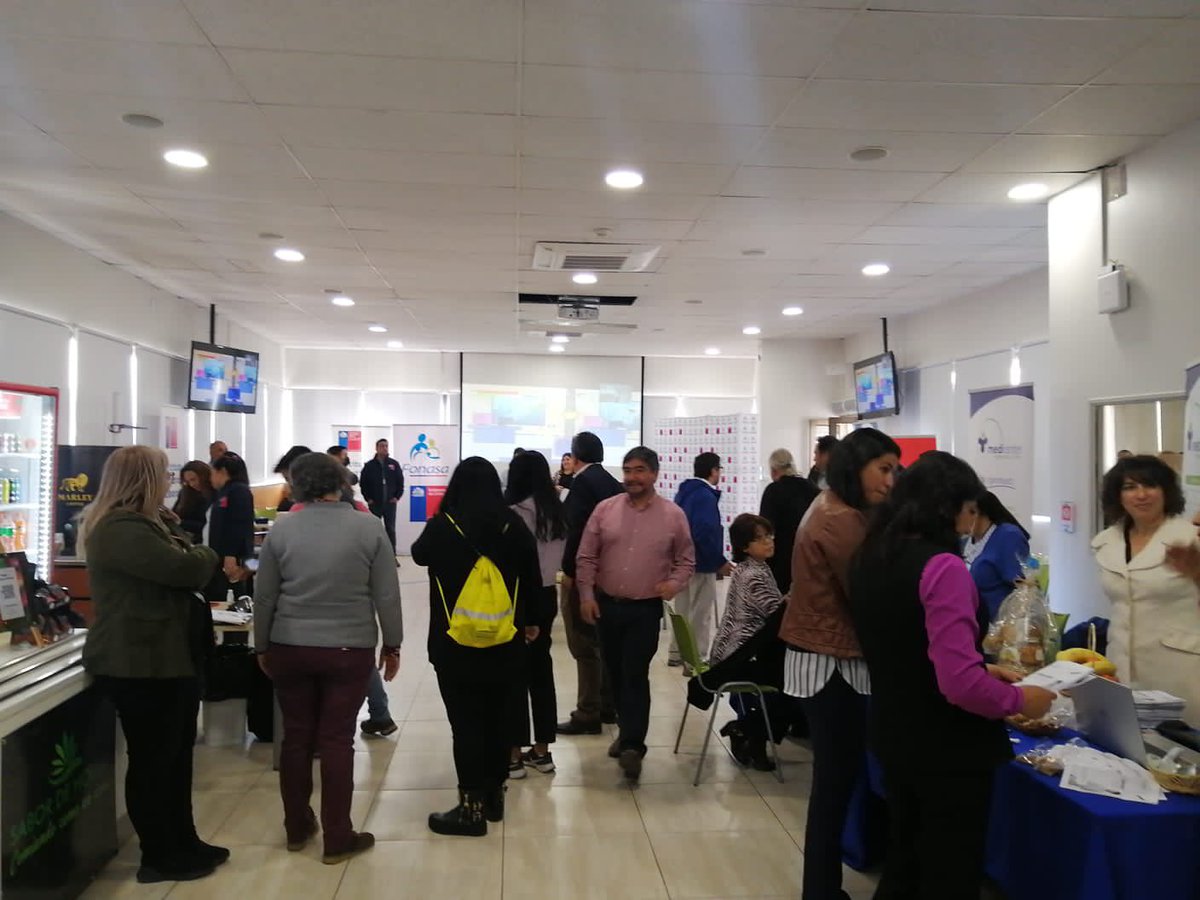 Dieteralejandro's tweet photo. Maravillosa jornada de la Feria de la Seguridad, Salud y auto cuidado en FONASA con el apoyo de ISL. https://t.co/Y4mtonKWUJ