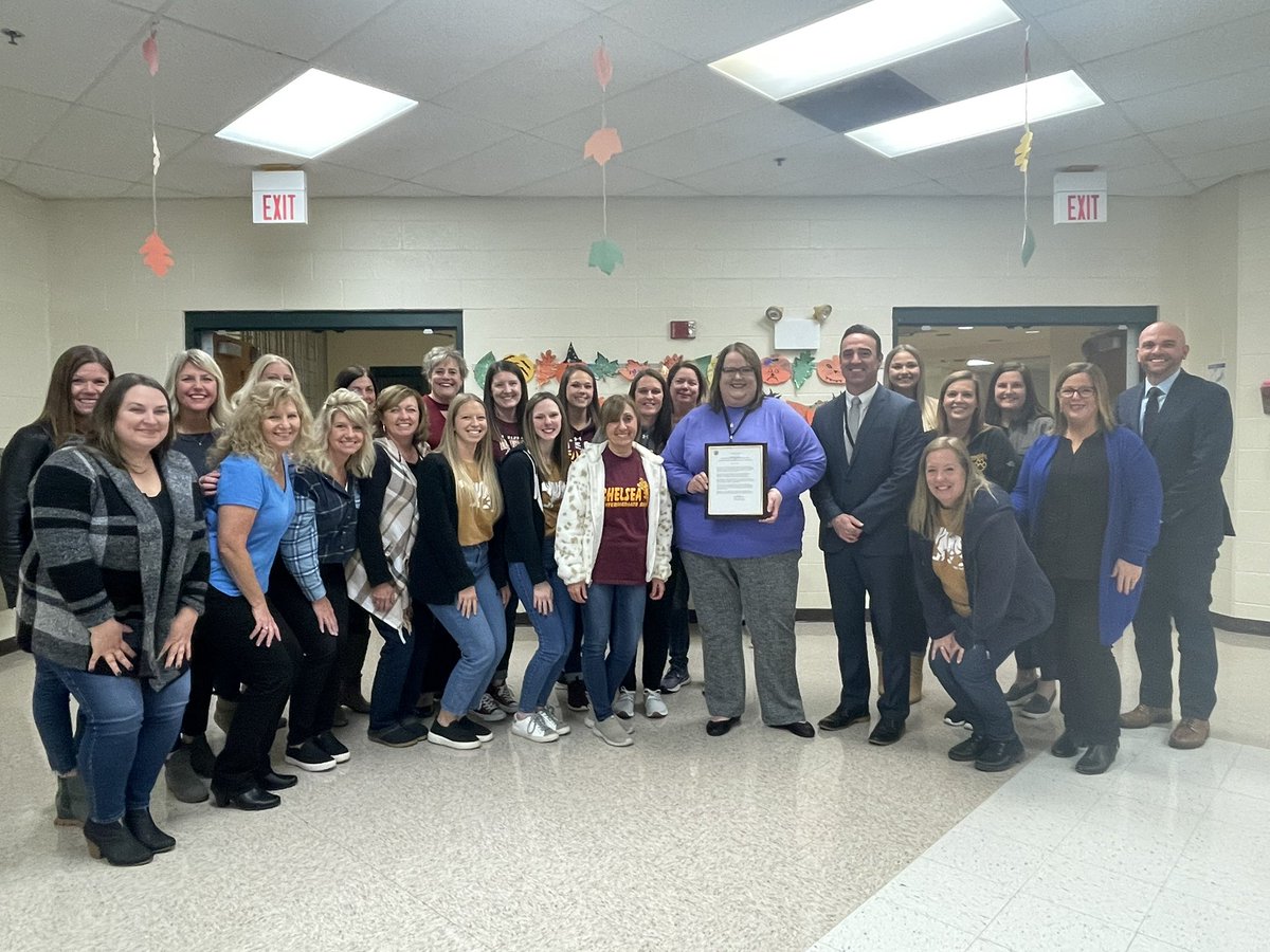 Chelsea_Tigers's tweet photo. At tonight’s Board of Education meeting, we celebrated Chelsea’s designation as a 2022 National Blue Ribbon School.  More importantly, we celebrated the staff, students and community that make Chelsea special. #WeAreChelsea #fsd157c https://t.co/n2mzIHY77l
