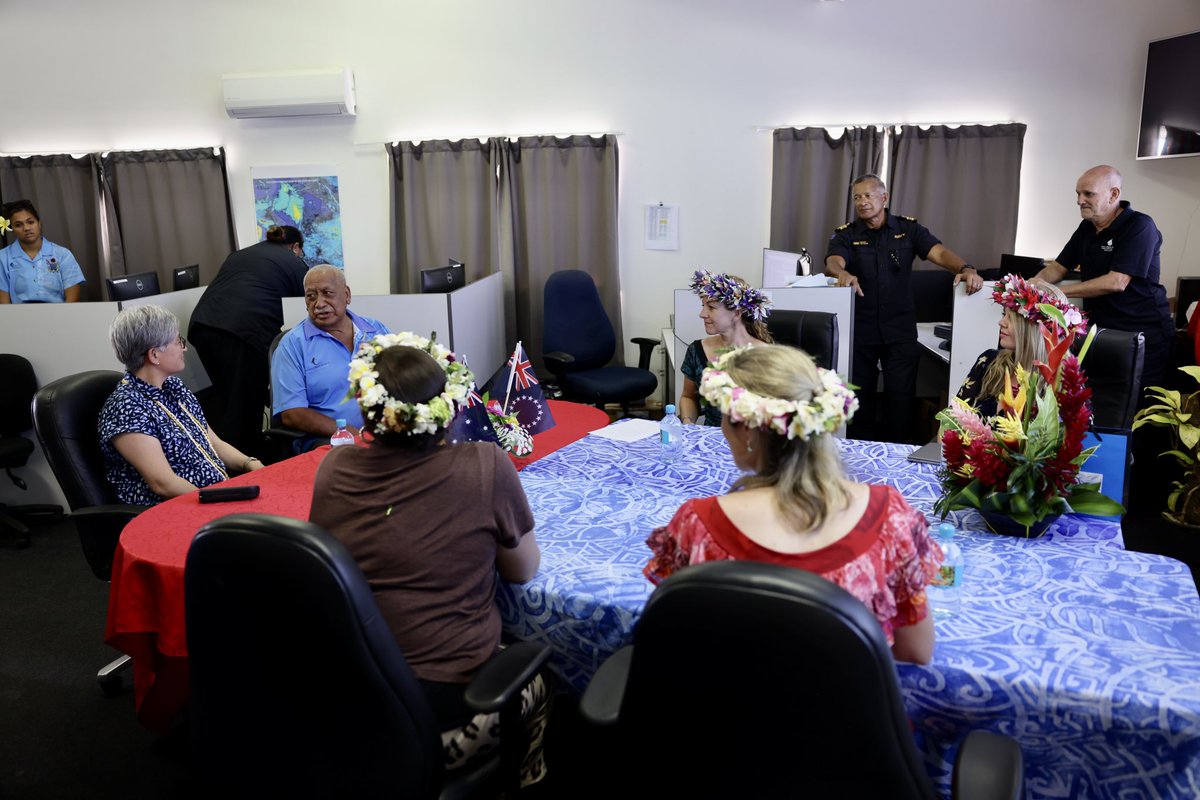 I was impressed to see the work being done at the Cook Islands Oceans Monitoring Centre, and the upgrades to the Aitutaki Marine Research Centre.

With its vast Exclusive Economic Zone, this work is crucial to Cook Islands' economy, safety and security.