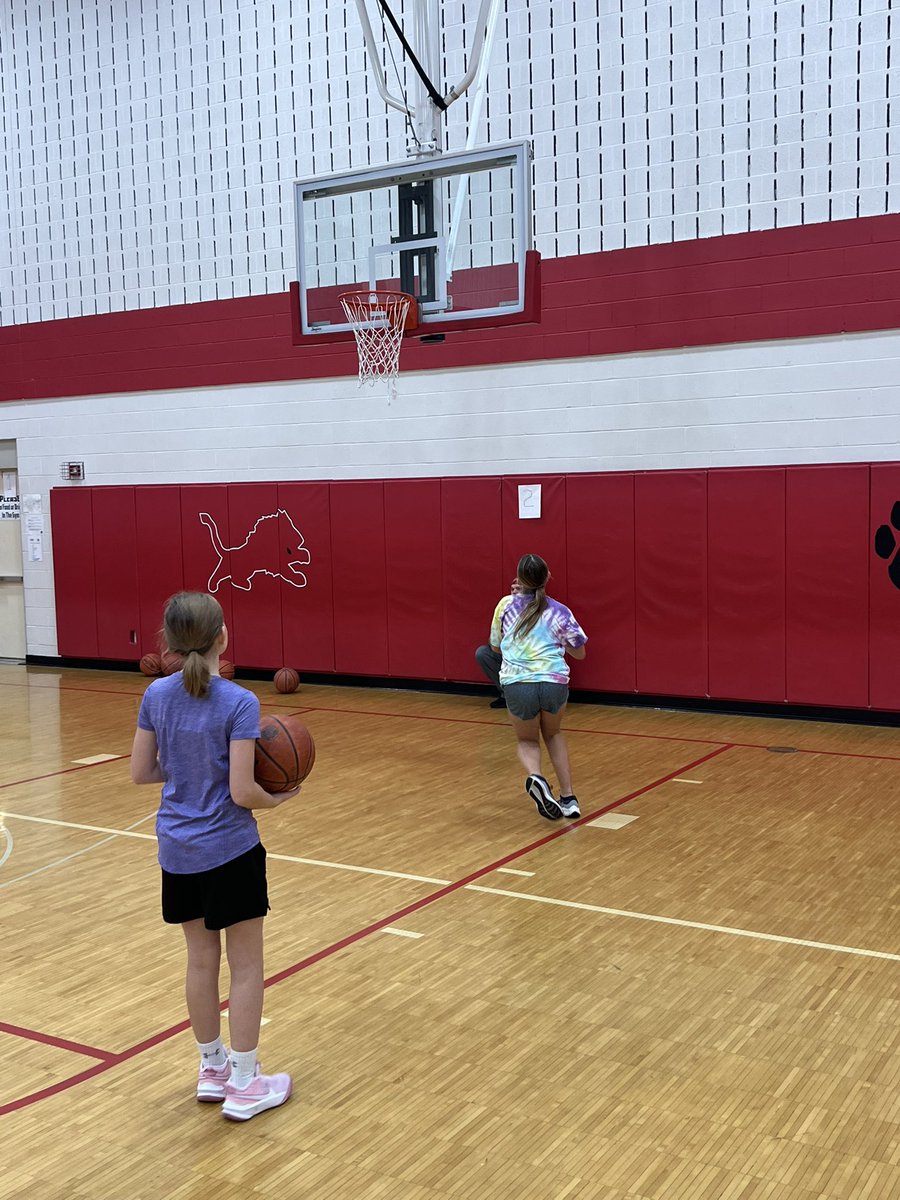 GirlsMinerva's tweet photo. Youth skills night was a awesome! Proud of the girls!!! https://t.co/FhvKOCWDRg