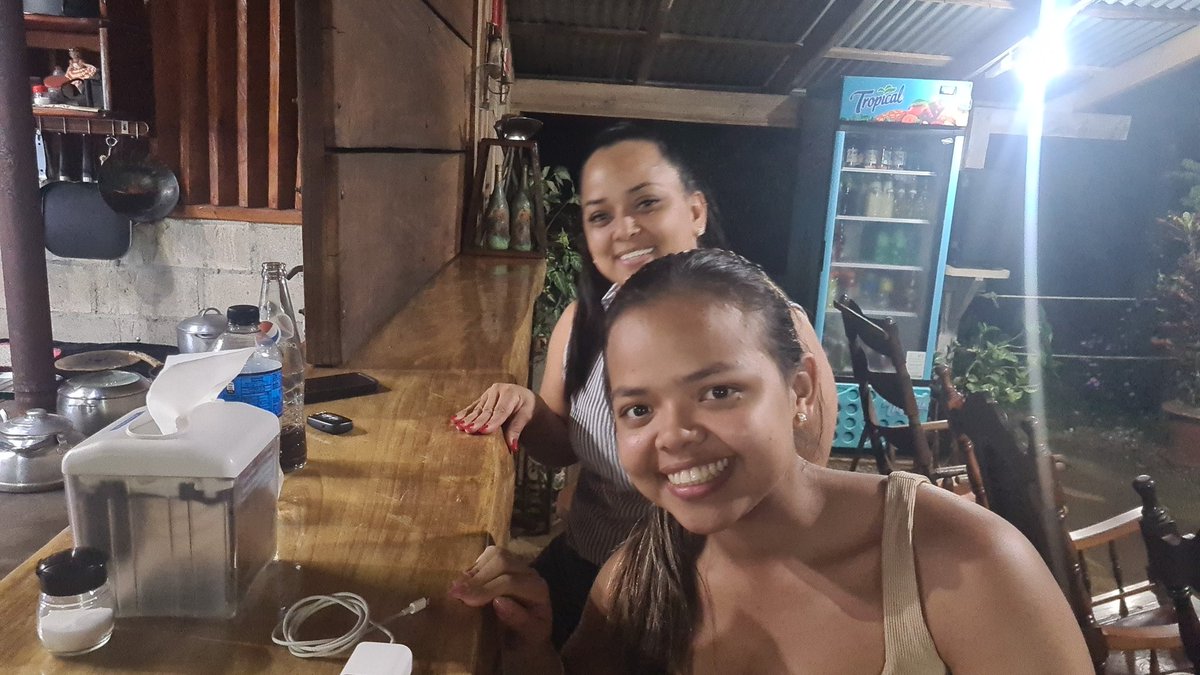 Henry_rojasch's tweet photo. Mis primas hermosas https://t.co/Ku6S4S2YWT