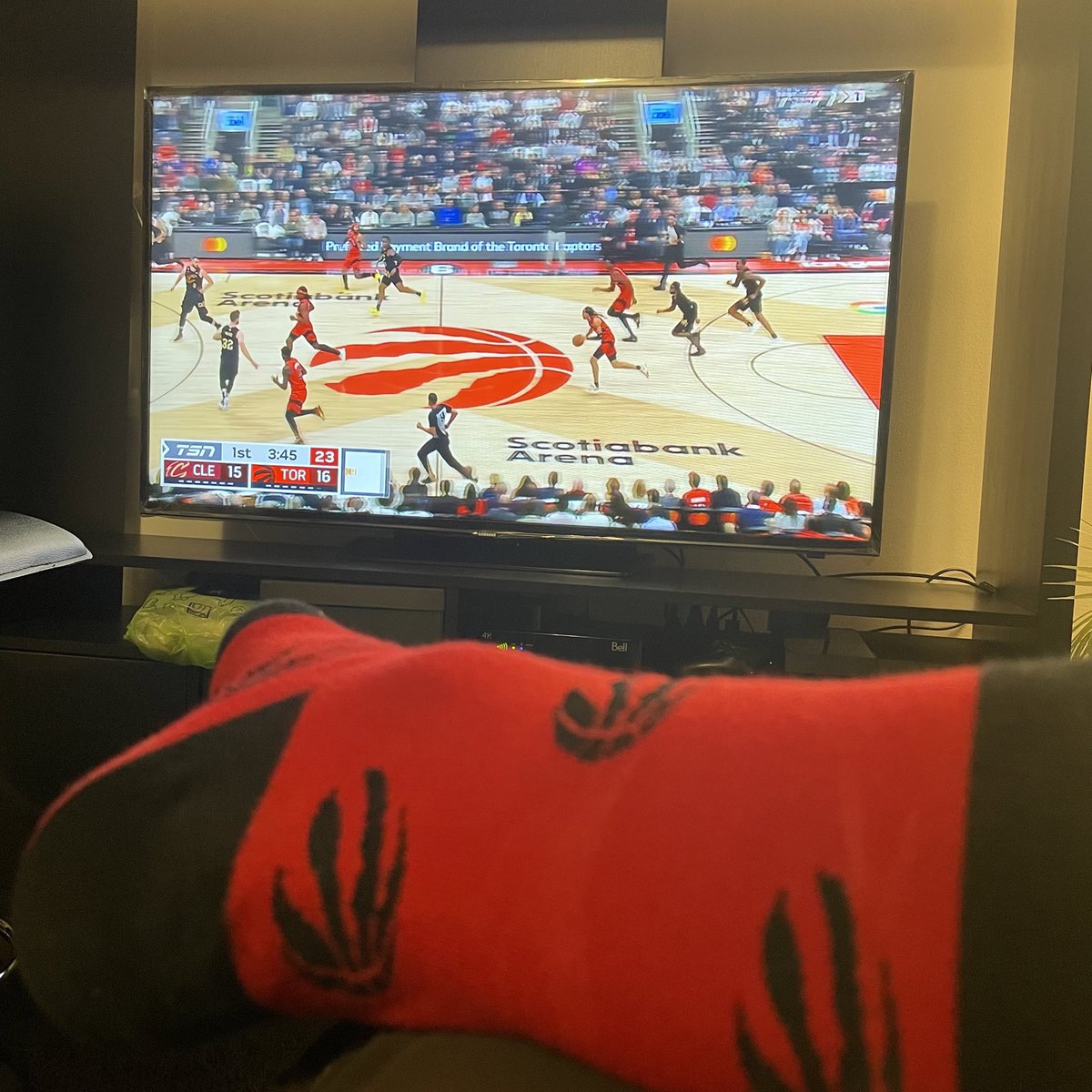 wavargas14's tweet photo. Let’s go Raptors! #RapsIn6 @Raptors #LetsGoRaptors https://t.co/gf41AVwAJj