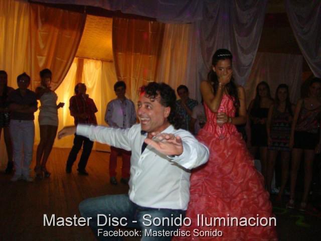 Hoy me apareció el recuerdo de cuando mi papá se llevó toda la atención en mis 15. Paul siendo Paul