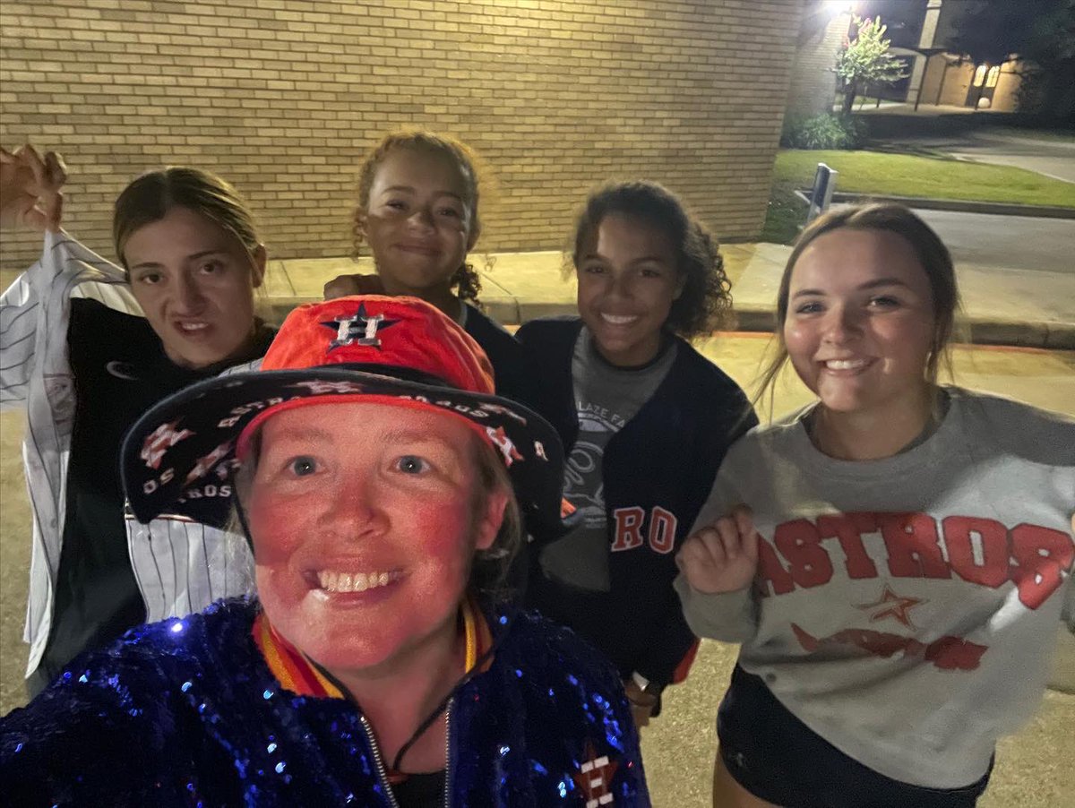 Supporting our Astros at practice tonight!! ⚾️ Can we all agree Coach Cait is dripped out?😎#LevelUp