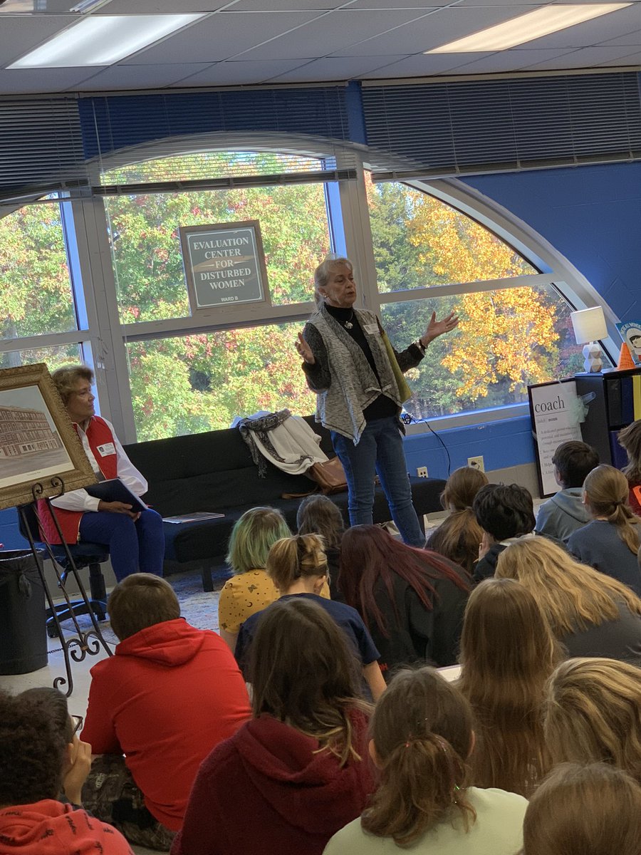 _ChelseyReid_'s tweet photo. Thank you to the Historical Society for leading our official PBL Launch by teaching our 6th graders about the history of Allen County. I wish I could describe how much our kids loved it and were invested in it. @ALLENCOUNTYINT https://t.co/0cERLCbYlZ