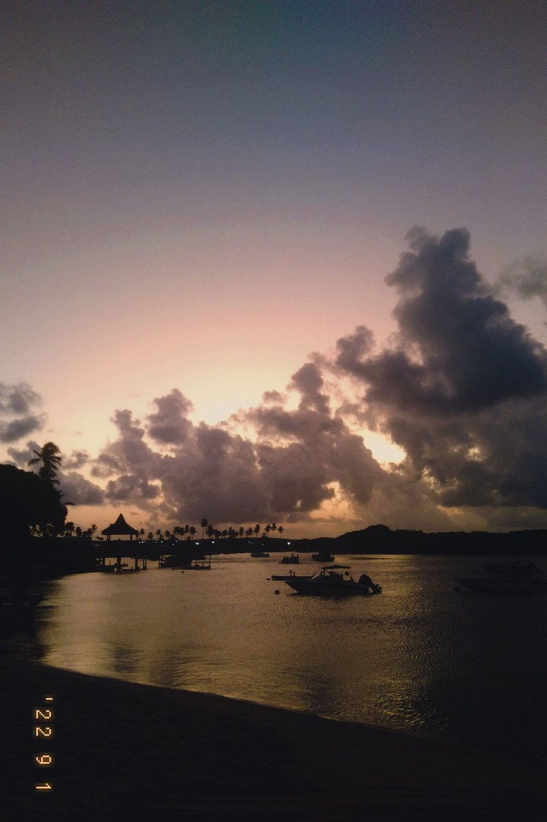 Fim de tarde...🌅🌬️