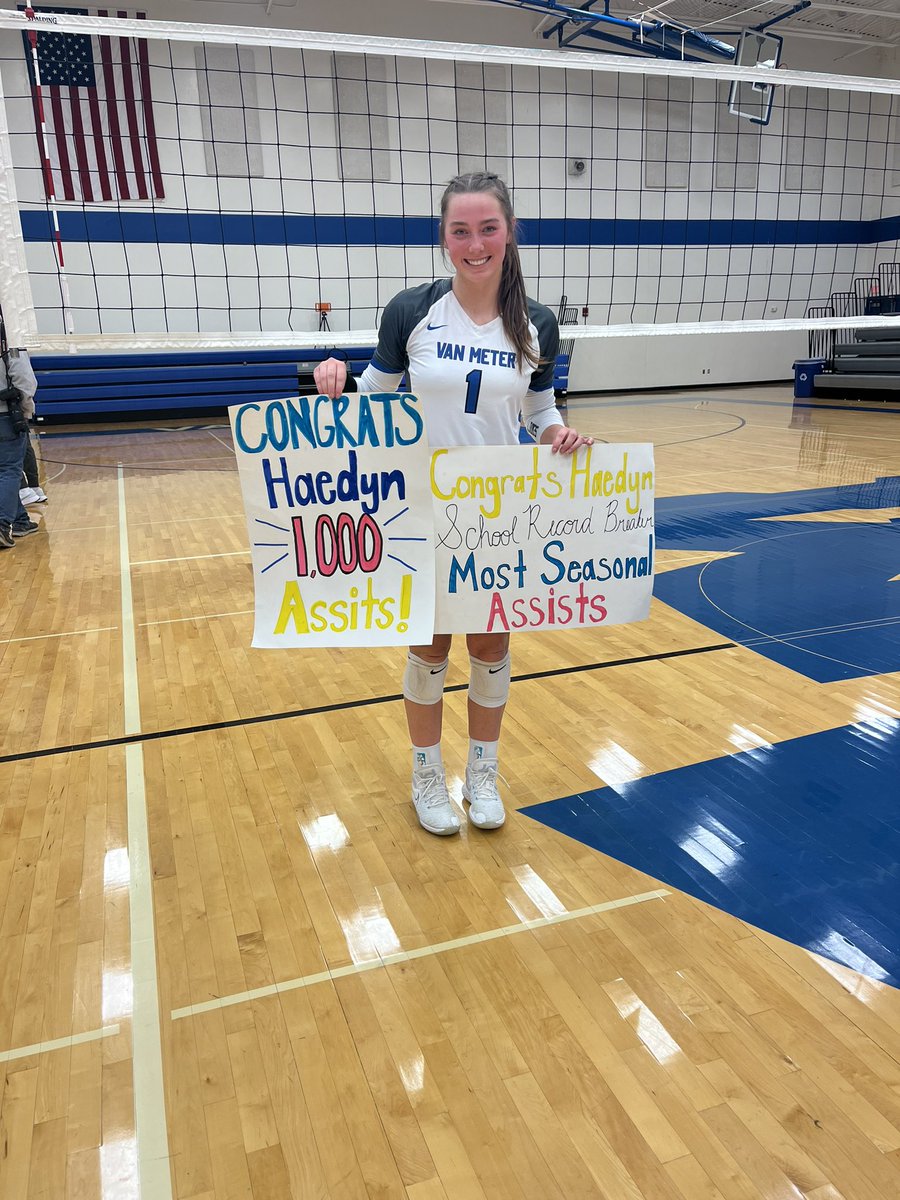 VMMrsCook's tweet photo. Congrats to Haedyn Rebelsky! 🏐 1,000 assists and a school record all in one night 👊🏼

@IGHSAU https://t.co/ulUYoH3caK