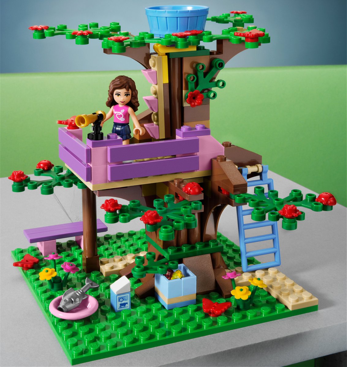 LEGO_Group's tweet photo. We’ve rooted through our archives to find some LEGO sets that you wood not believe! #LEGOMastersFOX https://t.co/zcP0mIVvMB