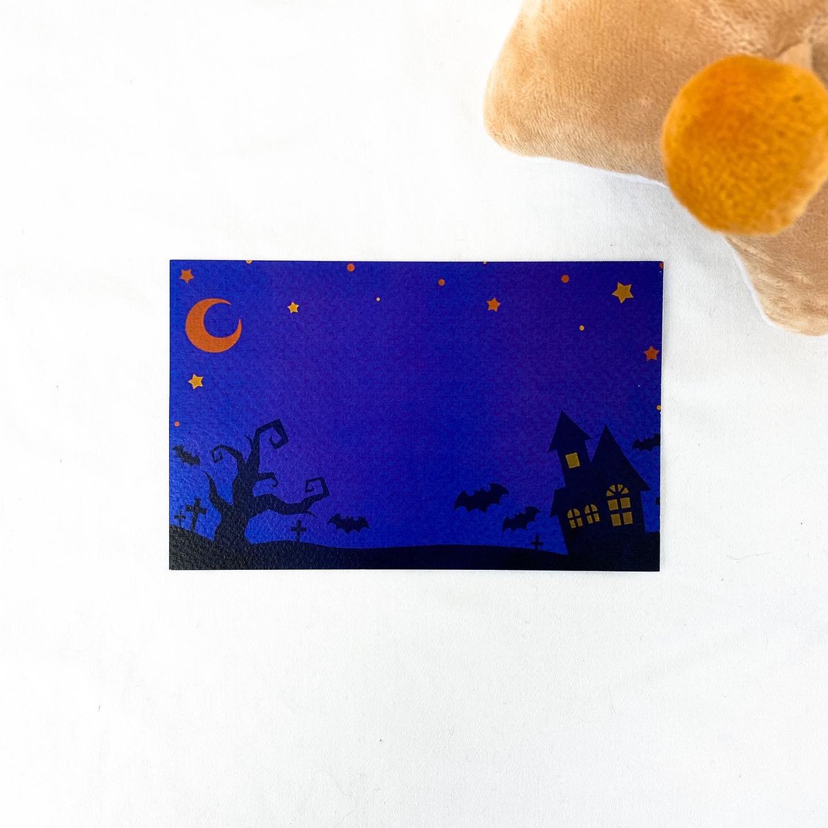 pearson_mkt's tweet photo. 🎃🎃
Halloween Offer

Order #momsplushie collection now to get a FREE Halloween postcard package from #animalcrossingnewhorizons #ACNH 

You will receive a Halloween postcard, envelope, wax seal and plastic cover with your plushie order.

Offer expires Nov 1st 2022. https://t.co/DQ6VGPA7pW