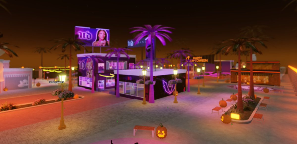 ParisHilton's tweet photo. Who else is #Sliving at #Cryptoween in @Roblox and trying on @UrbanDecay makeup looks for their avatar?! Click here to join the hottest #Halloween party in the #Metaverse! ✨➡️ https://t.co/RLls7NUuBg https://t.co/z6kF6JFIxo