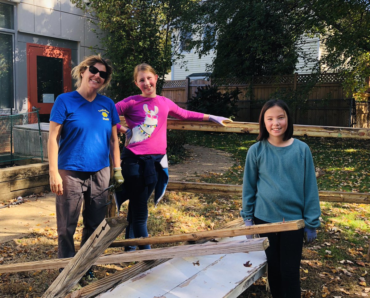 BIG thank you to the Tuckahoe families and alumni who joined us for our October garden workday this past Sunday. We had 25 helpers come lend a hand! Our gardens are beautiful places to learn &amp; grow thanks to your support.💚 #TuckahoeRocks #thankful <a href="/TuckahoeSchool/">Tuckahoe Elementary School</a>