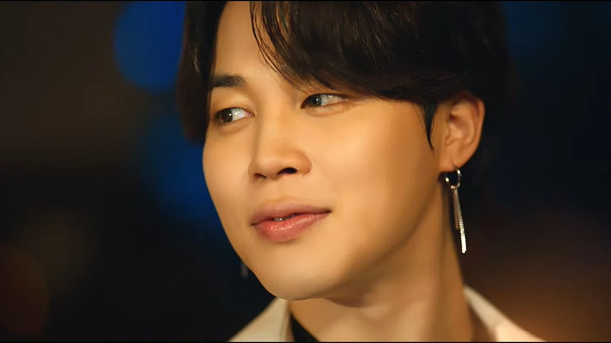 kiss_seven7's tweet photo. — Se han lanzado los nuevos videos promocionales de #JIMIN &amp; #SUGA para promover la campaña de turismo en Seoul "Feel the Rhythm of Korea with BTS" (+) https://t.co/st2MTiNiNC