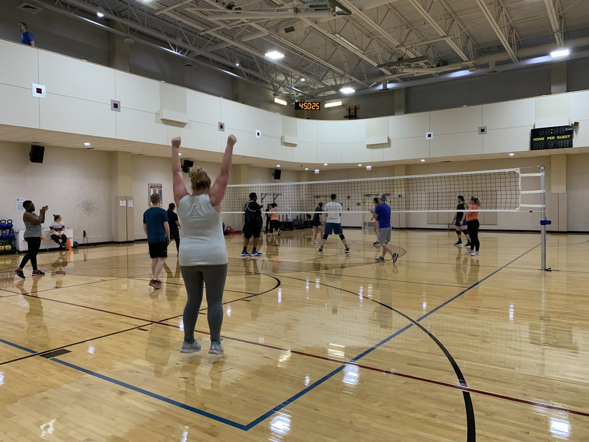 msu_ssom's tweet photo. Our 1st Annual Student/ Faculty Volleyball Tournament is in the books! Thanks to all those that came out and made it such a success. See you next year! Pics ft our faculty team, winning team and all star m/c Danny Steeno! https://t.co/JGEBIe9P9P