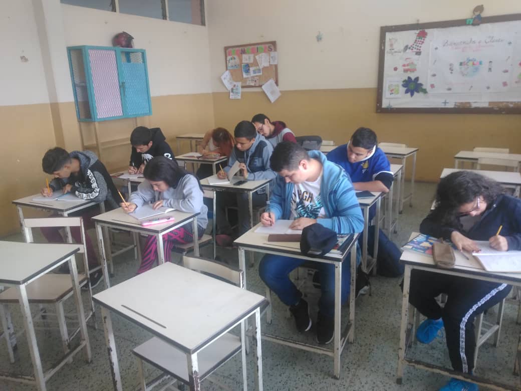 Aldea el Abejal ,  áreas de Arquitectura del Computador, pensamiento, crítico, algoritmos y programación, proyecto socio- tecnológico a cargo del MSC Felipe Vega.