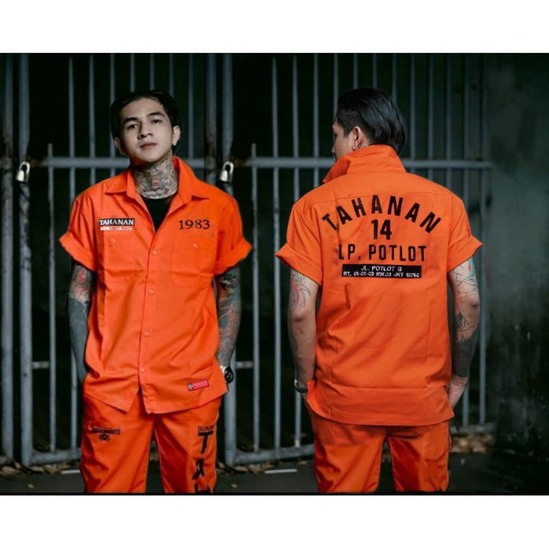 serra_1004's tweet photo. Baju tahanan | Kemeja tahanan | tahanan potlot | baju Oren 

🔗https://t.co/F84HTBzLKS

Tag Iko Uwais risol winwin Bintang Emon JAKI iklan rasa film hamil QIQI  ngambek ngeliatin Amanda Zahra #BlackAdam    #ScientistGanteng https://t.co/xtqL8o6HXb