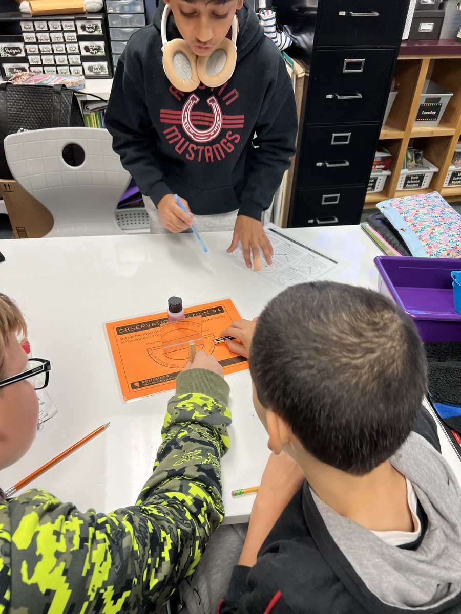 CarrieBoyleCISD's tweet photo. Reflection….what is it and what causes it to happen? All questions 5th graders now have the answers to! @AustinElem #AustinOurStory #CISD_Science https://t.co/iyqy4GN9PJ