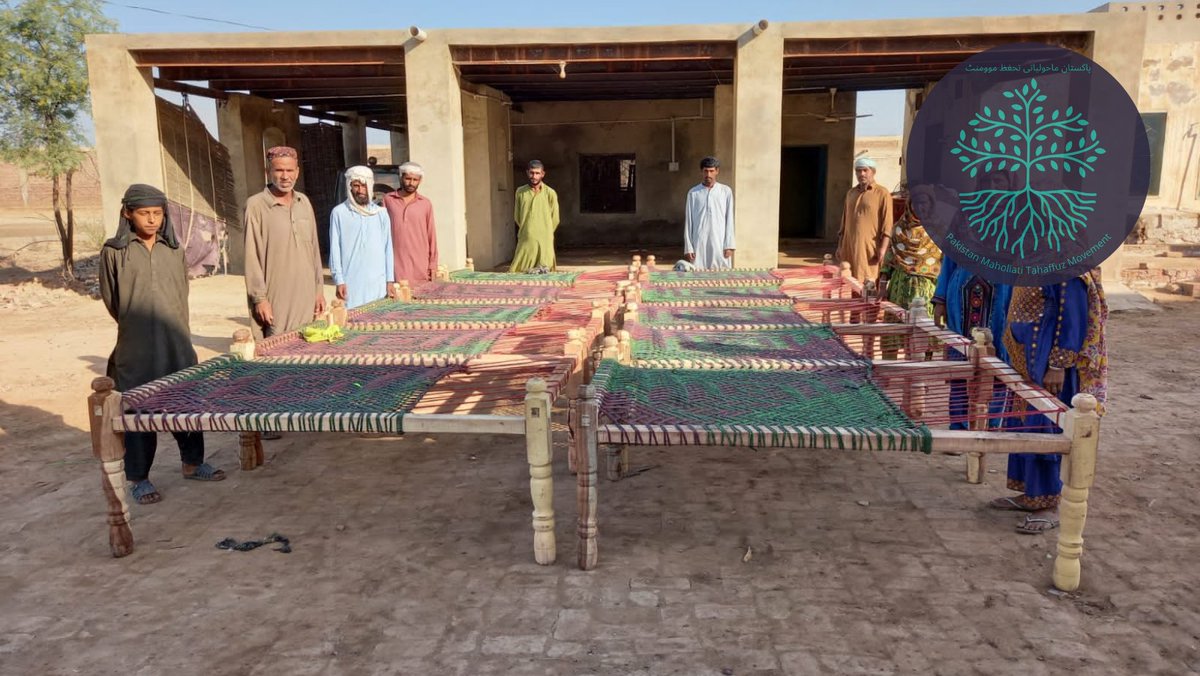 PakMaholThfz's tweet photo. Tents, blankets, mosquito nets, clothes, beds distributed amongst residents of Jaffarabad, #Balochistan. Many more need ur support esp considering winter is here.

Pls cont to donate generously. We're hoping to take more tents, blankets, &amp; charpayis in Nov. Target: $5000. @paksef https://t.co/lILe5zsMJt
