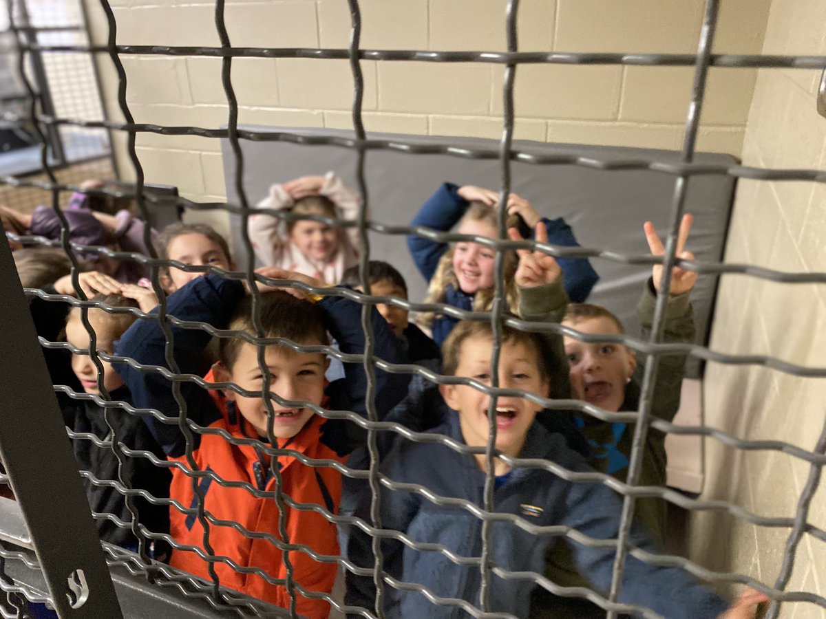 A giant THANK YOU to Officer Beamon and the Ramsey Police Department for welcoming our class today. We loved meeting you and learning all about the police station!!  <a href="/RamseyPolice/">Ramsey Police</a> @TisdaleSchool
