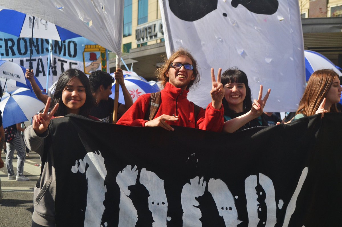 FSP_LaPlata's tweet photo. 🇦🇷 • Lealtad con lealtad se paga ✌🏼

Súmate a militar para seguir construyendo Mística y Aguante en la Ciudad de Cristina. 💙 https://t.co/FPIaNGLLwq