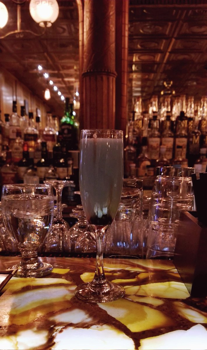 RiverstoneSaga's tweet photo. Cozied up to the whiskey bar. #drinkwithme #StanleyHotel #room217 #gin #atmosphere #aesthetics https://t.co/HaMGAIwW0N