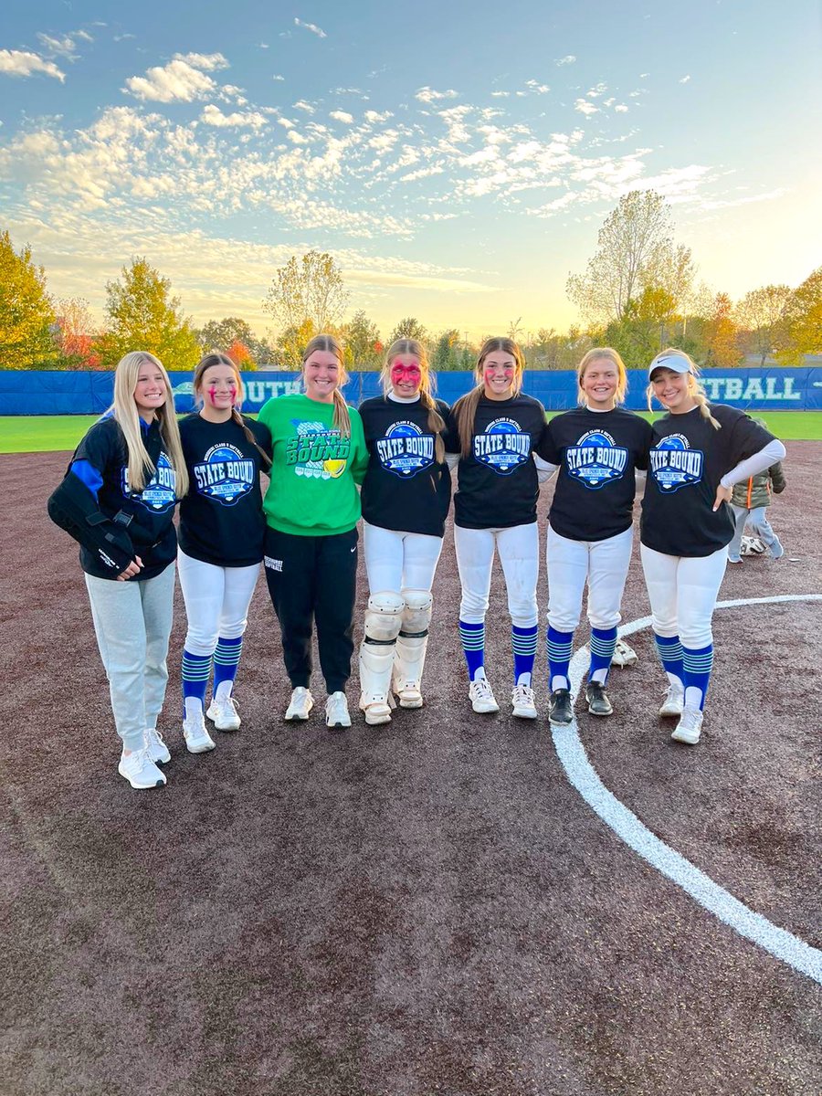 MaddyDuvall3's tweet photo. STATE BOUND!!!! So incredibly proud to be apart of this team. Blessed to earn another week with these girls🫶🏻#ssdiff @BSSJagsSoftball https://t.co/33YmdRpvHK