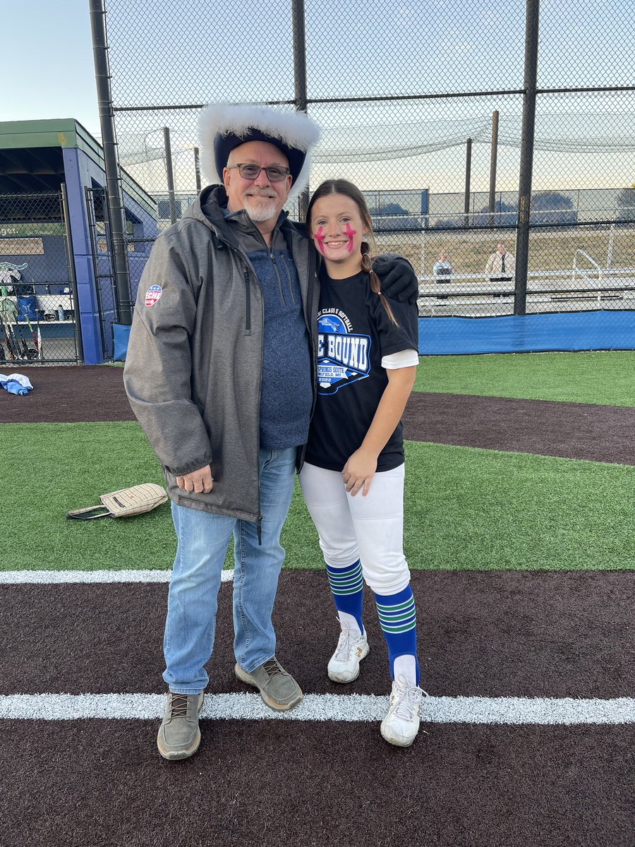 MaddyDuvall3's tweet photo. STATE BOUND!!!! So incredibly proud to be apart of this team. Blessed to earn another week with these girls🫶🏻#ssdiff @BSSJagsSoftball https://t.co/33YmdRpvHK