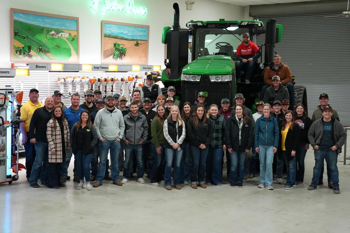 AsmOhioState's tweet photo. A great time was had by all tonight at Ag Pro! Thank you Ag Pro for a great learning experience. If you haven't come out to a meeting yet this year please join us at our next meeting! https://t.co/HWUrSt4v4z