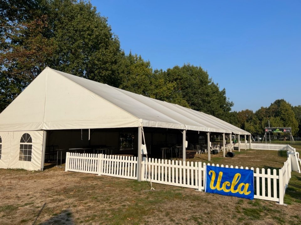 pdxuclabruins's tweet photo. We just started our Twitter acct on Monday to promote our UCLA #GameDay #TailgateParty

We only have 20 followers, and Twitter keeps shutting us down for suspicious activity 😭
PLEASE FOLLOW so Twitter knows we're Legit! 🐻
Meanwhile, check out our magnificent #EssigField TENT! https://t.co/ibrYfQz4wP