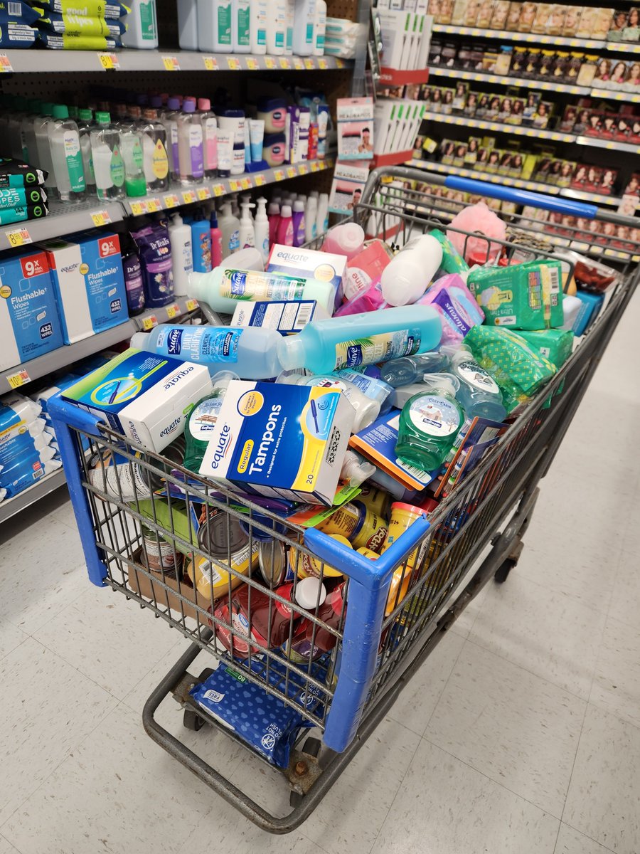 PetrucciNeuro's tweet photo. It's time for the annual IGPN food drive! The Buchanan Lab exceeded our previous haul with a whopping $280 of donations. Huge thanks to everyone who helped!! We challenge other labs to beat us  -- let's rally to help those in need!

@BrookeYeagerMS @IowaNeuro    @UIowaNeuro https://t.co/UAHaNDj5UB