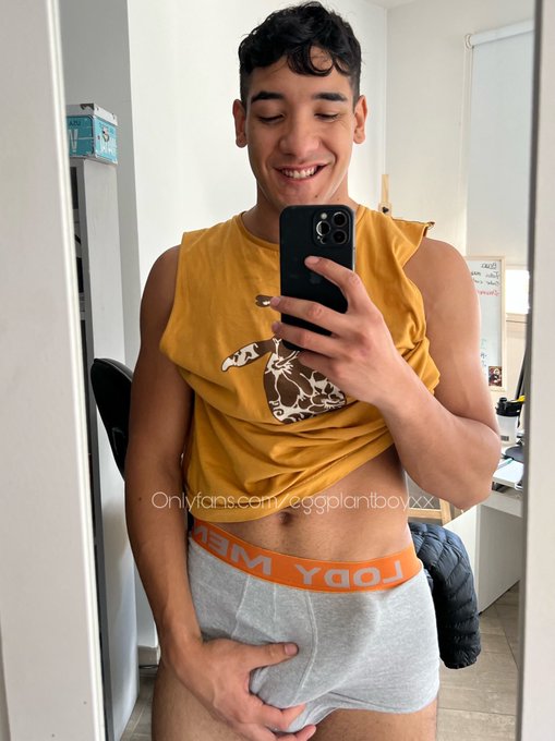 EL NIÑO BERENJENA ⭐️🍆 110K • - Do you like my package?🎁🔥 https://t.co/2dswLdDOXp https://t.co/7xgpIUmdl3