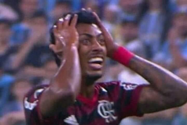 Bianca_Milhomem's tweet photo. Eu vendo Arrascaeta e Pedro saindo:
#VamosFlamengo #Flamengo #FLAxCOR https://t.co/50DX4WnjaA