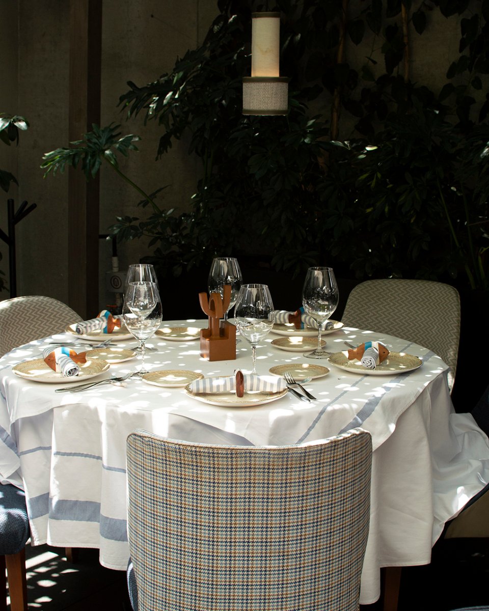 Tu mesa en la terraza de cocina Vasca en Las Lomas #zerulomas #zeruescasa
-
#restaurantescdmx #cdmxfood #comidaespañola #restaurantesmexico #cocinaespañola #gastromexico #mexicofood #fogon #asadorvasco