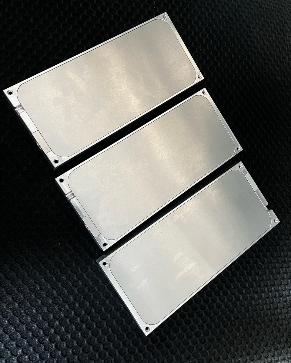 JimwellCo's tweet photo. Are you looking for custom metal components?
Any RFQ or enquiry please send email to the company, thank you.
JimWell Precision offer high qualitative and super service for each of our customers.
https://t.co/D3WHTidf1o
#cncmachining
#millingparts 
#cncmill
#machinist
#customCNC https://t.co/vvaWAcMom6