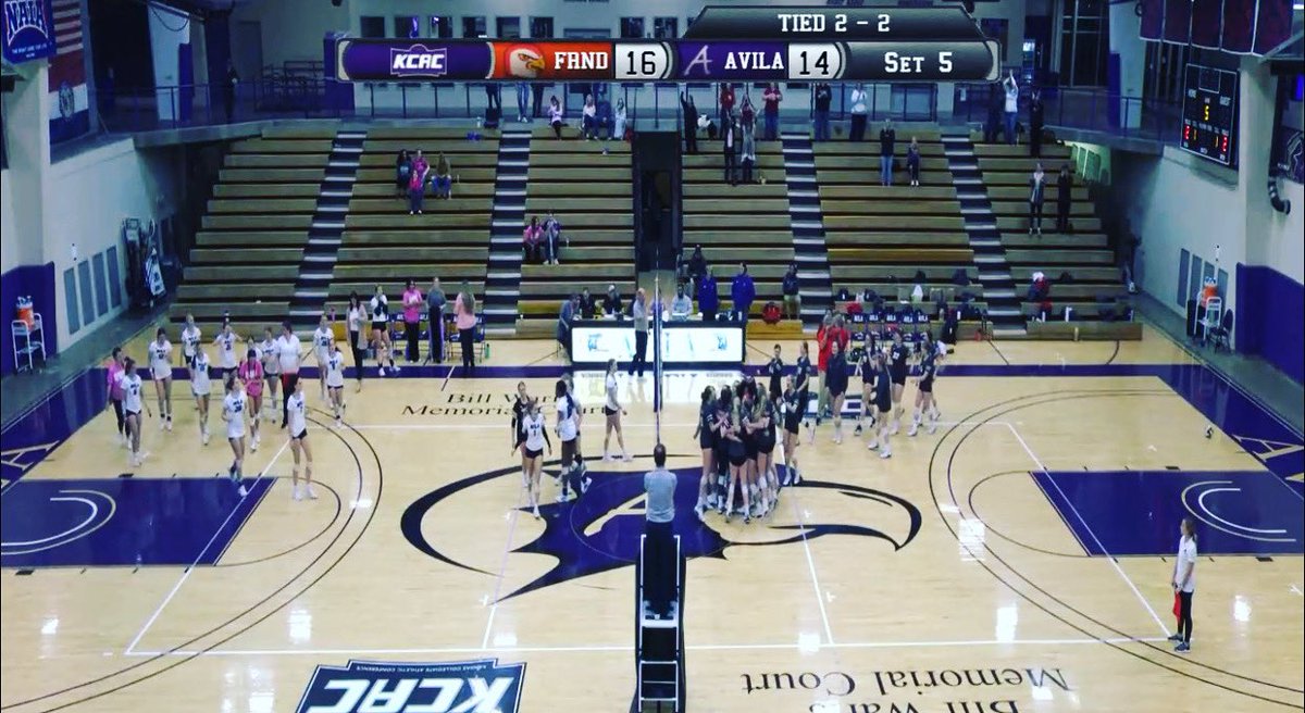 FriendsUvb's tweet photo. 💥 Friends beats Avila in 5! 💥 

#winning #5sets #volleyballlife #collegevolleyball #privateschool #kcacscores #kcacvolleyball #falconssoar #comeflywithus https://t.co/BNj8HCk3v5