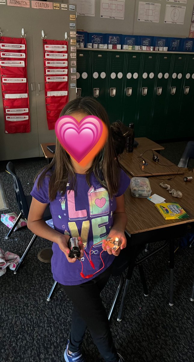 MissSmithers_'s tweet photo. My fourth graders loved being able to explore circuits today!! They got so excited to see how the lights would work and helping each other. Such a great day in science 💗 @LISDScience #ieslearns @IndependenceES l https://t.co/K65gyd7LH2