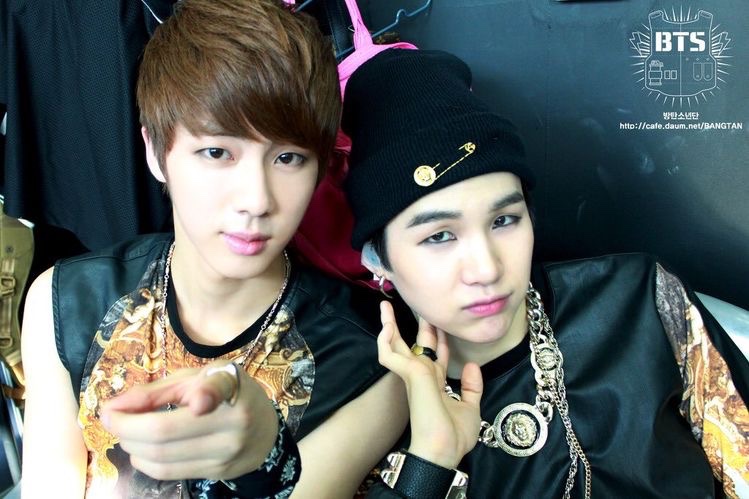hourly emo bts (@emobtshourly) on Twitter photo 