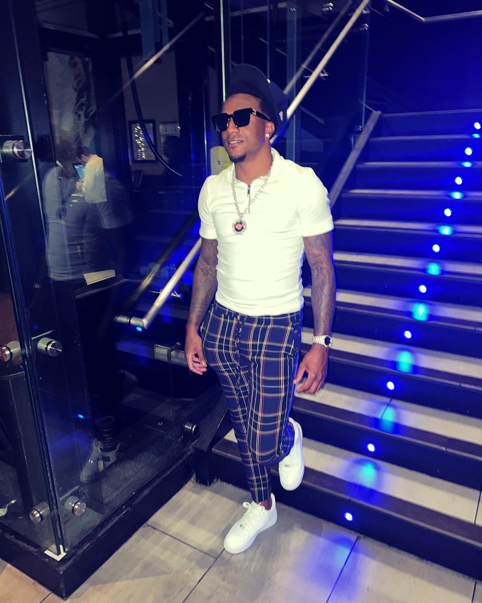 joejack_8's tweet image. I’m that guy fr, must I remind you. 
 🤩🤍🦈