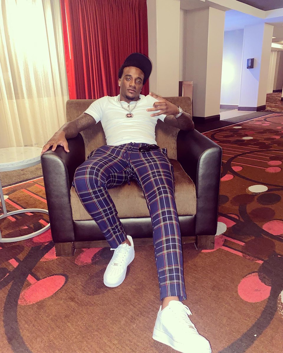 joejack_8's tweet image. I’m that guy fr, must I remind you. 
 🤩🤍🦈