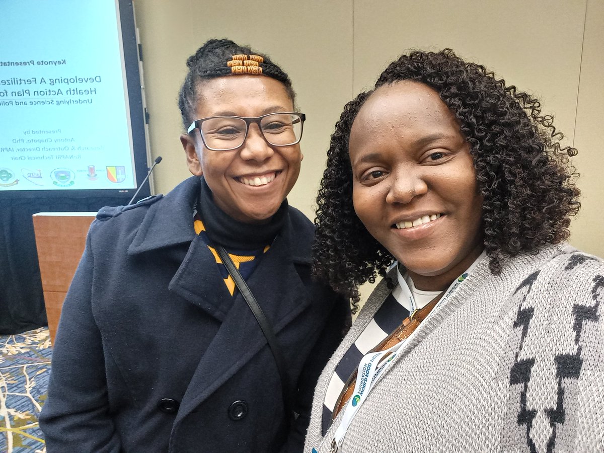 #worldfoodprize #FSNetAfrica <a href="/elimka23/">elizabeth</a> <a href="/ColletaGandi/">ColletaG</a> @holt_prof @ClaireHQuinn @FSNetAfrica <a href="/kadefue/">Dr. Kadeghe Fue 🇹🇿</a> <a href="/ze2mkhwa/">Zethu Mkhwanazi</a> <a href="/fides_j/">Fides J Izdori</a> <a href="/syflava/">Selorm</a>