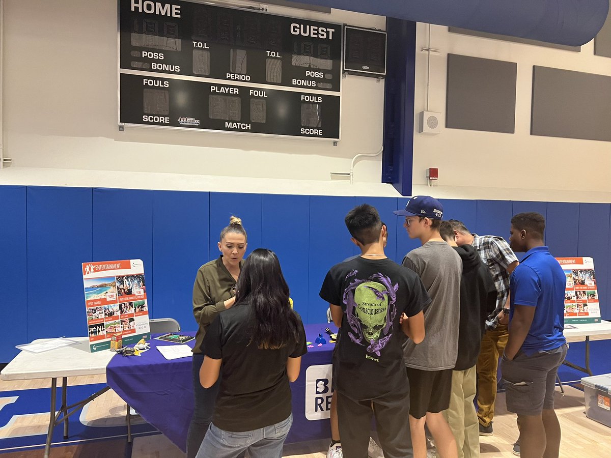 AltaLomaHigh's tweet photo. @ChaffeyFCU thank you for providing our seniors with a Bite of Reality! https://t.co/Ly6Cw6sCOp