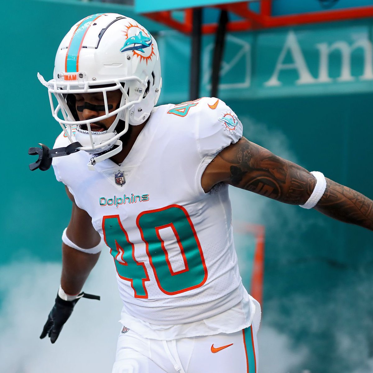 CRAWman59's tweet photo. Hope for a speedy recovery @FOETYY. It’s gonna suck not being able to watch you ball out!! Come back better than ever next season! #finsup https://t.co/VBMsfRn25o