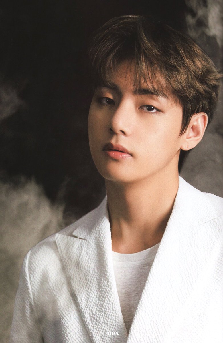 — Fotos de #V para ARMY JAPAN MAGAZINE, Volumen 10.

(+) fotos abajo, cr.Vmin_951210
I'm voting for <a href="/BTS_twt/">방탄소년단</a> for Favorite Pop Duo or Group at the #AMAs
